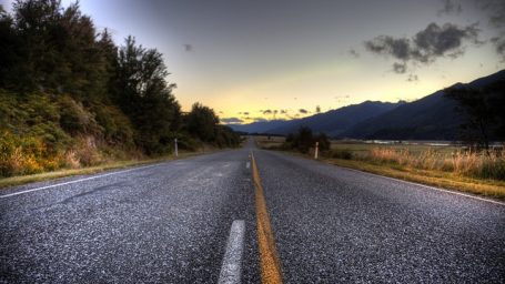 Ни поездов, ни самолетов