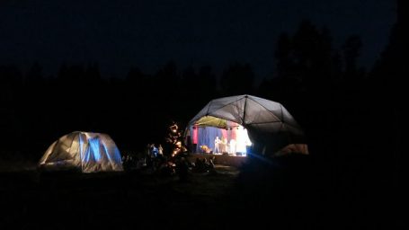 Волонтером за границу