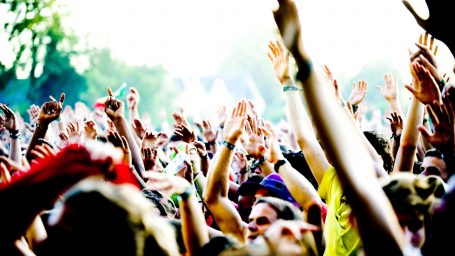 Где лучшие тусовки? У нас в общаге