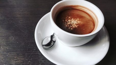 Шаболовская в поисках кофе