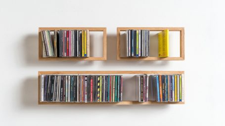 Книжная полка Питера