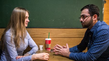 Не нужно лишних слов, просто играй