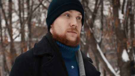 Крупным планом: головные уборы