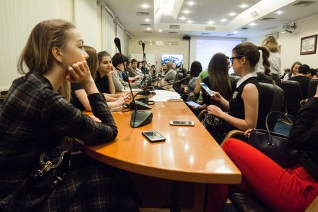 Судьба Мисс НИУ ВШЭ: студсовет голосует «ЗА»