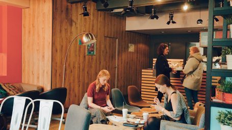 Уютные места рядом с Вышкой