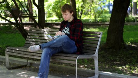 Поясни за научные интересы