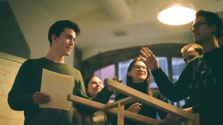 «Дискуссия — это платформа для торжества демократии»