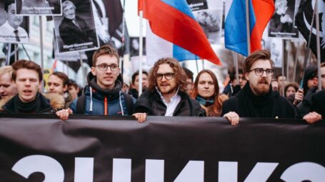 «Когда всю жизнь хочешь, чтобы от тебя отстали»: студенты в либертарианской партии