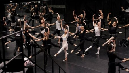 Танец как хобби, терапия и работа