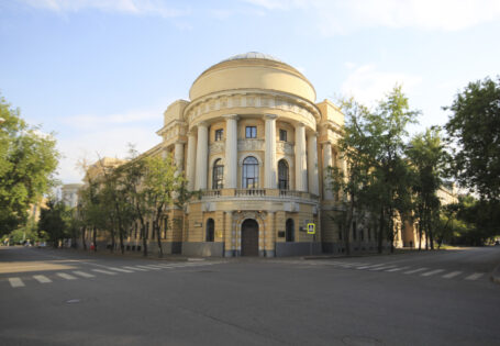 МПГУ фальсифицировал конкурс, чтобы уволить неудобного преподавателя с инвалидностью