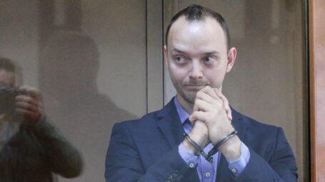 От редакции: выражаем поддержку Ивану Сафронову